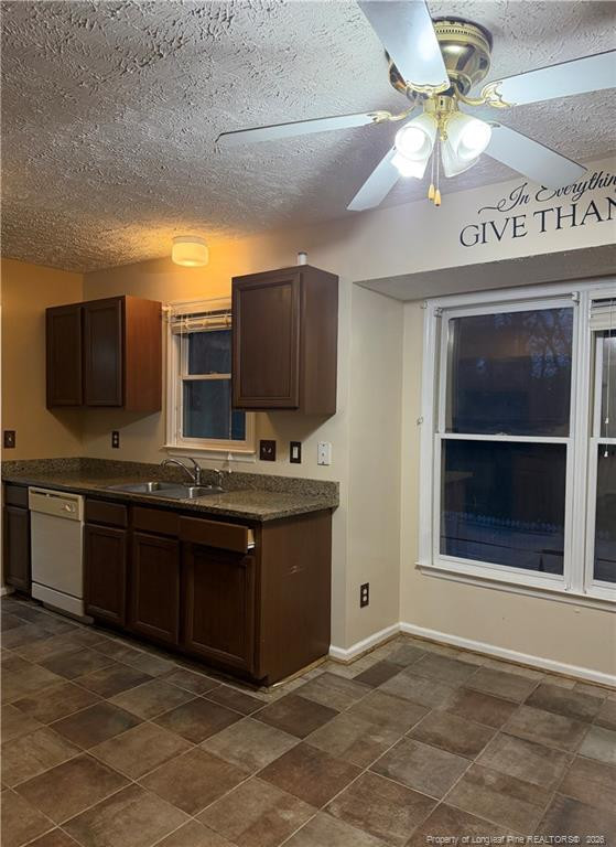8909 Tibs Run Dr, Fayetteville, NC 28314