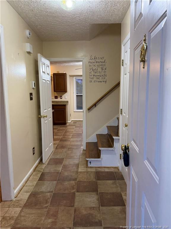 8909 Tibs Run Dr, Fayetteville, NC 28314