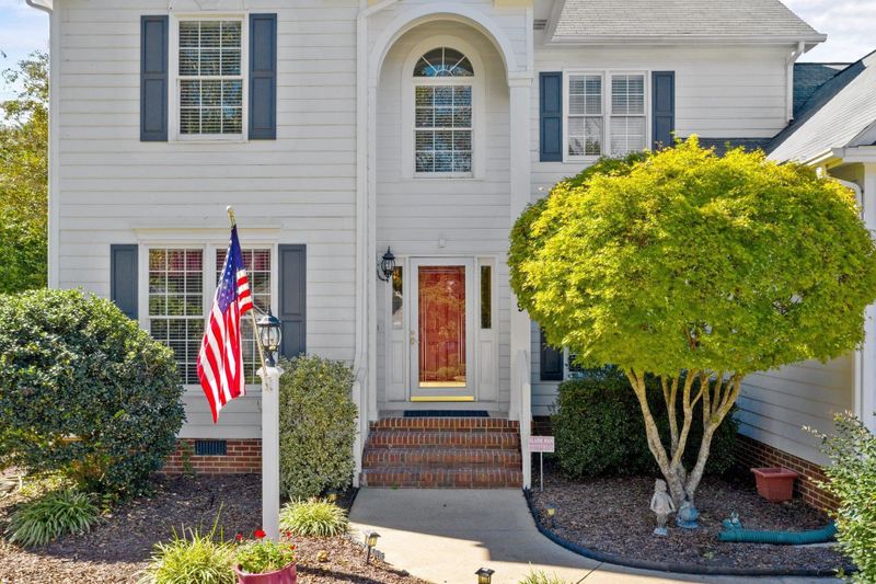 8909 Walking Stick Trl, Raleigh, NC 27615