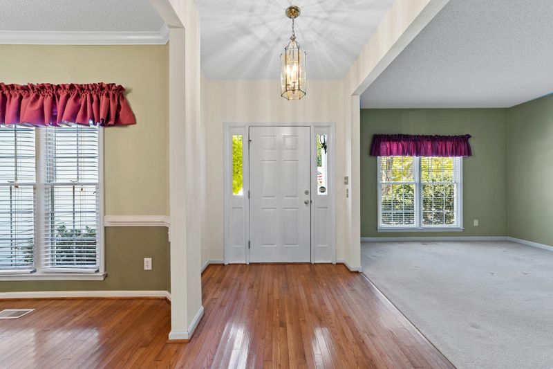8909 Walking Stick Trl, Raleigh, NC 27615