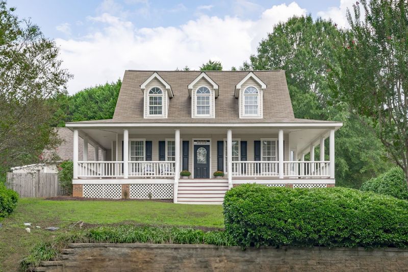 8909 Willow Trace Ct, Apex, NC 27539