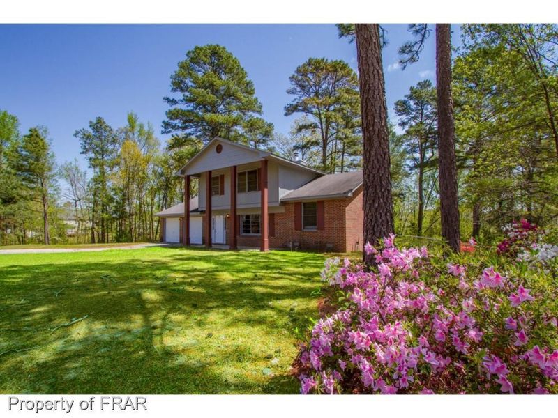 891 Bridgette St, Fayetteville, NC 28314