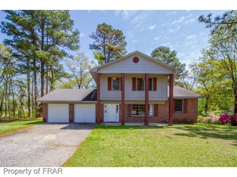 891 Bridgette St, Fayetteville, NC 28314