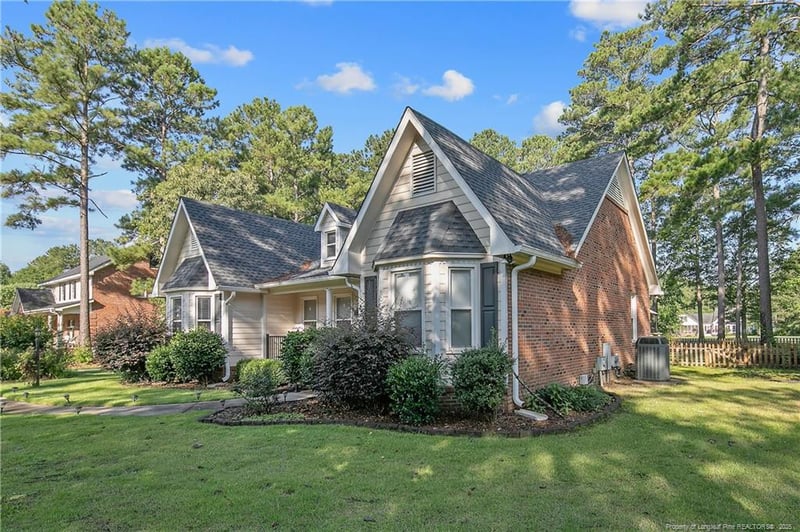 891 Long Iron Dr, Fayetteville, NC 28312