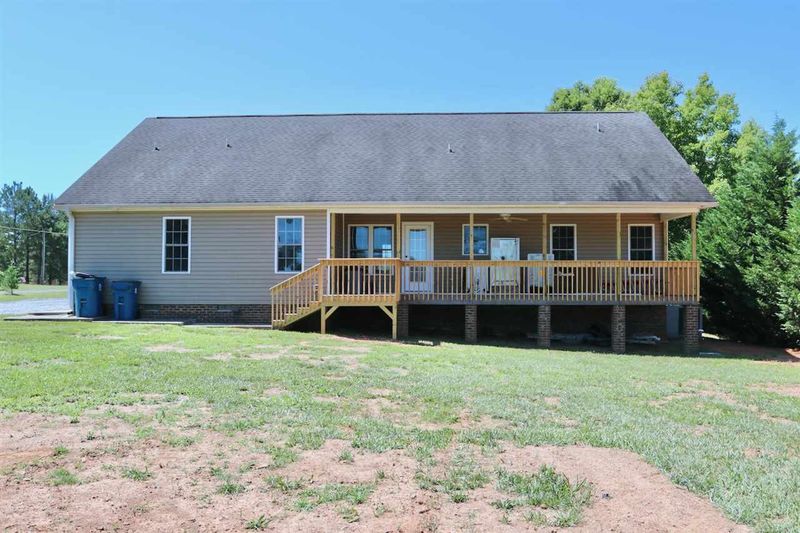891 W Old Glencoe Rd, Burlington, NC 27217