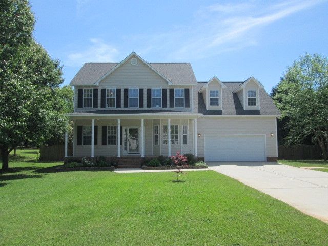 891 Sunrise Dr, Garner, NC 27529