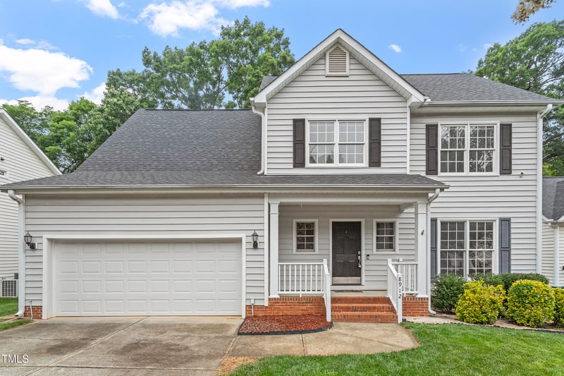 8912 Erinsbrook Dr, Raleigh, NC 27617