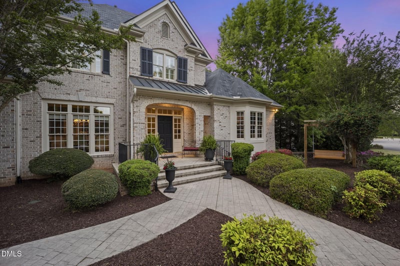 8913 Barleymoor Dr, Raleigh, NC 27615