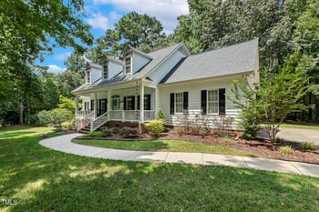 8916 Timberland Dr, Wake Forest, NC 27587