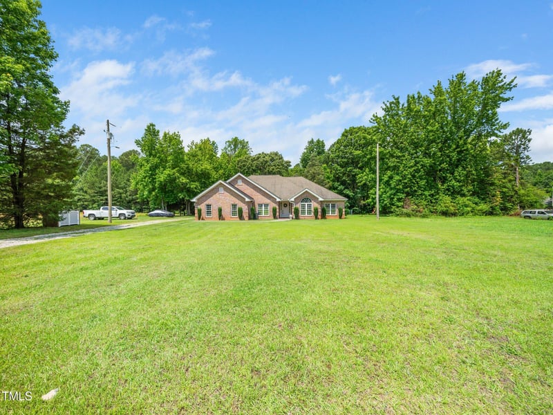 8917 Thompson Mill Rd, Wake Forest, NC 27587