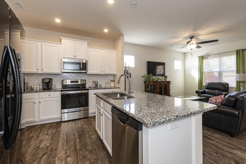 8919 Commons Townes Dr, Raleigh, NC 27616