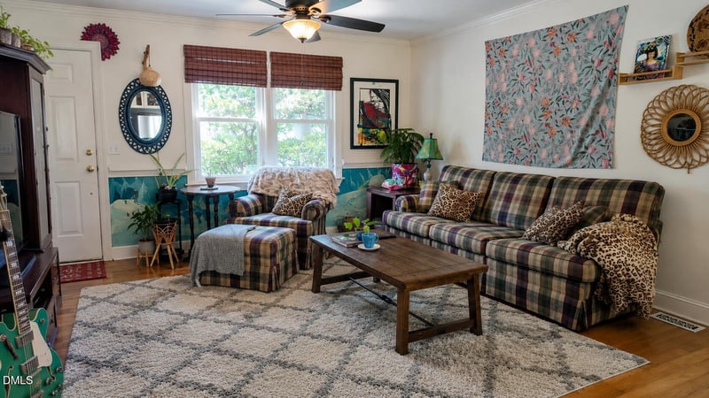8921 U S Hwy 301, Four Oaks, NC 27524