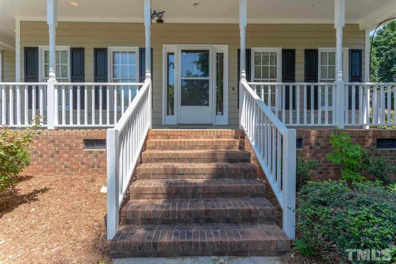 8921 Willow Trace Ct, Apex, NC 27539