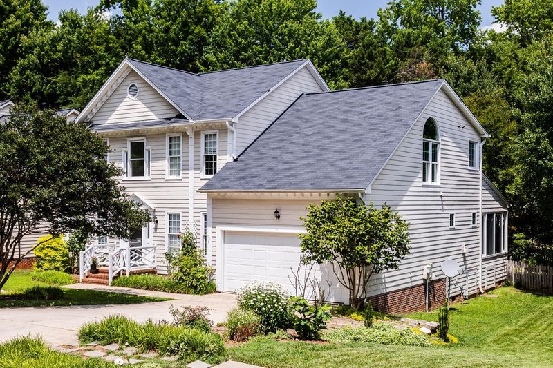 8924 Walking Stick Trl, Raleigh, NC 27612