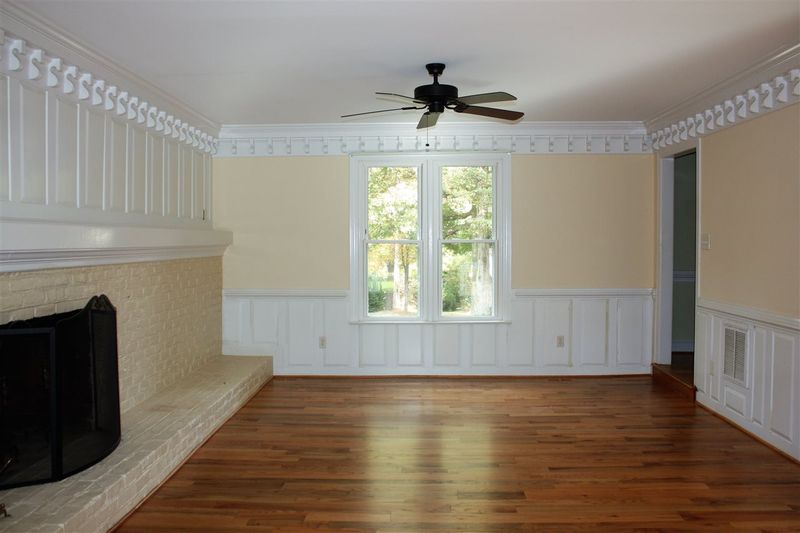8929 Hunting Trl, Raleigh, NC 27613