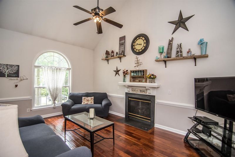 8929 New Windsor Pl, Raleigh, NC 27603