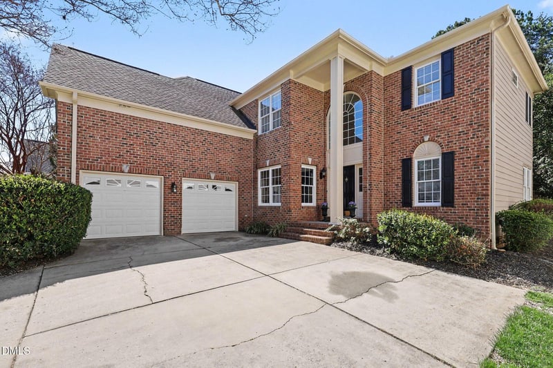 8929 Winged Thistle Ct, Raleigh, NC 27617