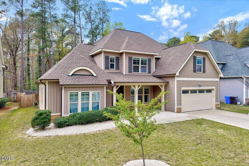 8932 Buffalo Goard Ln, Angier, NC 27501