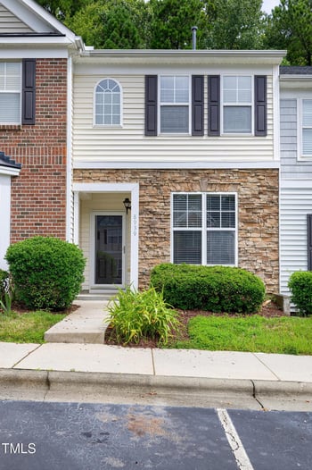 8939 Camden Park Dr, Raleigh, NC 27613