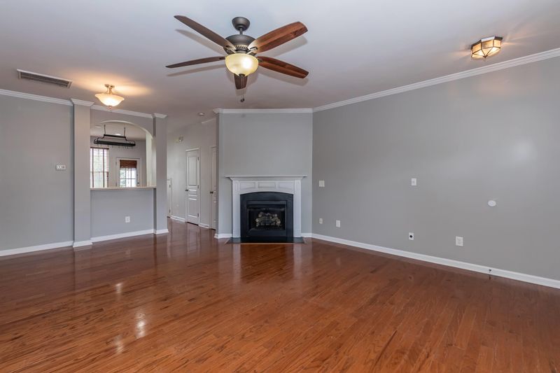 895 Cupola Dr, Raleigh, NC 27603
