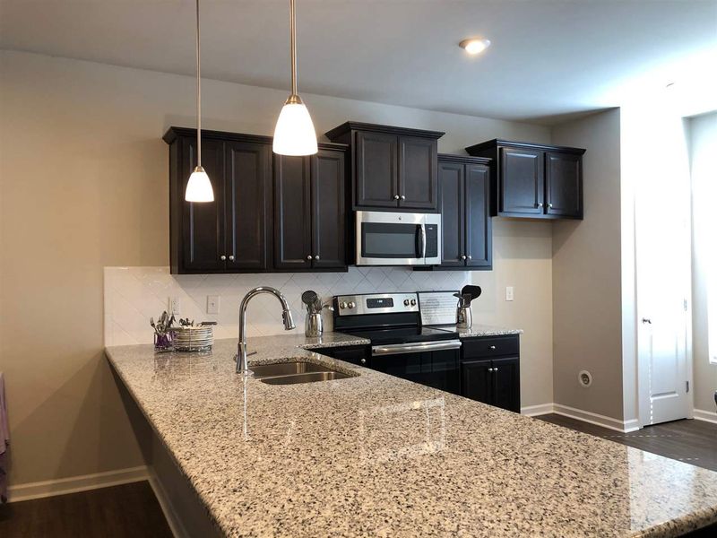 8956 Commons Townes Dr, Raleigh, NC 27616