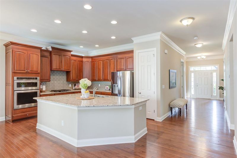 898 Bend Dr, Durham, NC 27713