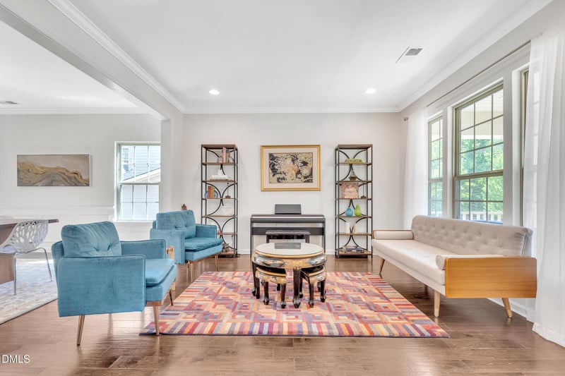 899 Legacy Falls Dr, Chapel Hill, NC 27517