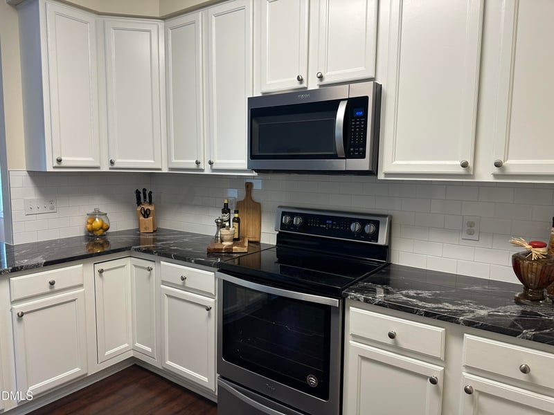 9 Alexis Ct, Durham, NC 27703