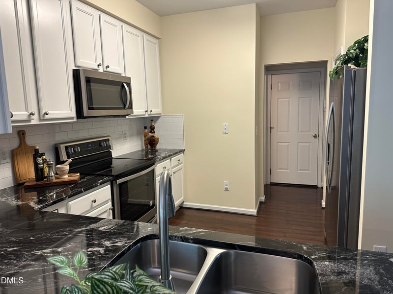 9 Alexis Ct, Durham, NC 27703