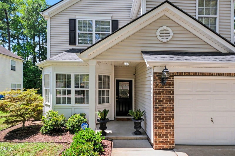 9 Alexis Ct, Durham, NC 27703