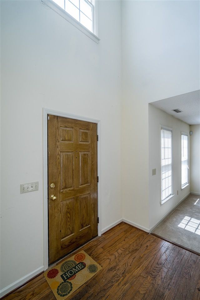 9 Barnsdale Ct, Durham, NC 27713