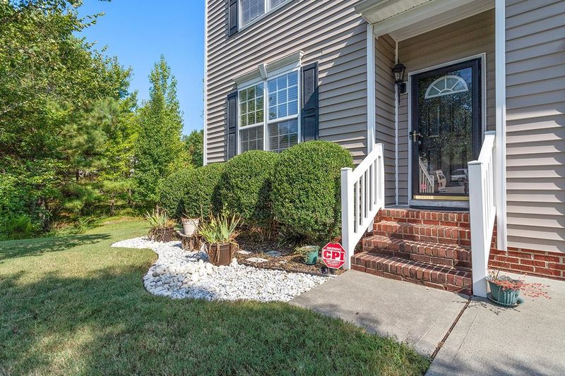 9 Bent Branch Ct, Durham, NC 27704