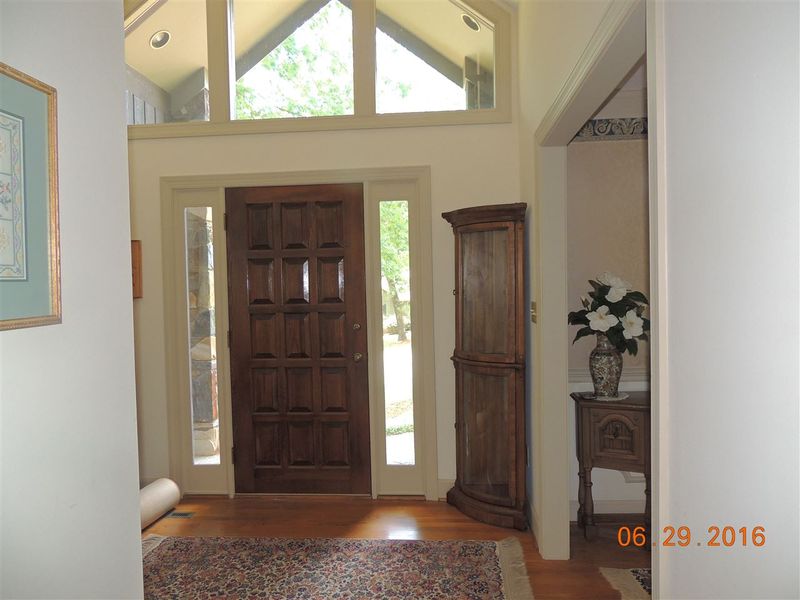 9 Bentgrass Ln, Durham, NC 27705