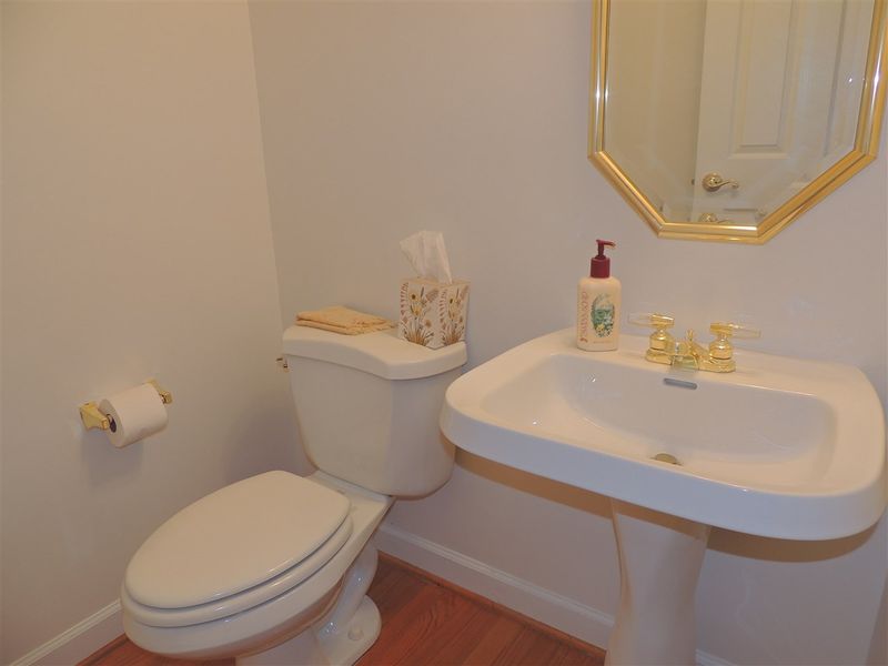 9 Butterwick Pl, Durham, NC 27705