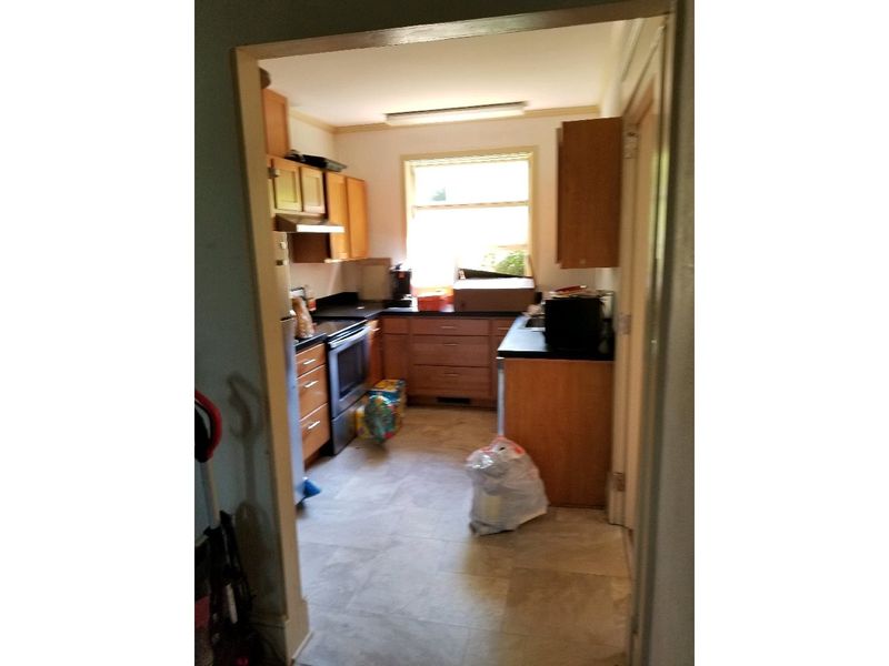 9 Cobb Ter, Chapel Hill, NC 27514