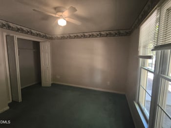9 Crystal Oaks Ct, Durham, NC 27707