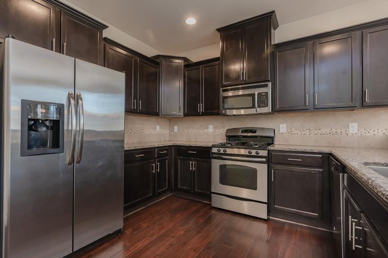 9 Daly Ct, Durham, NC 27705