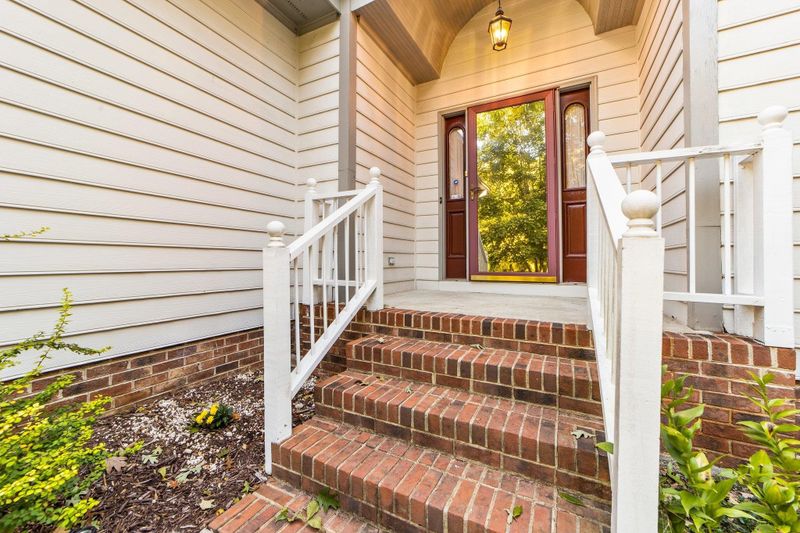 9 Danforth Pl, Durham, NC 27712