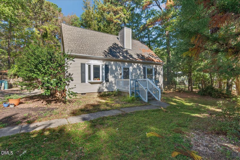 9 Drakesway Ct, Durham, NC 27713