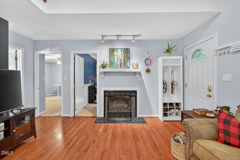 9 Drakesway Ct, Durham, NC 27713