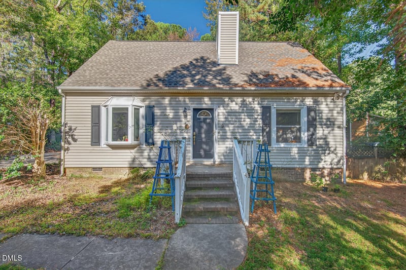 9 Drakesway Ct, Durham, NC 27713