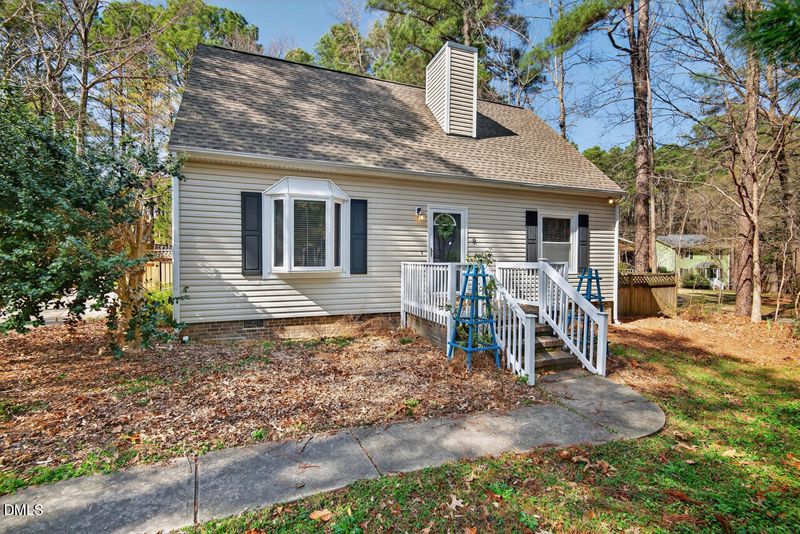 9 Drakesway Ct, Durham, NC 27713