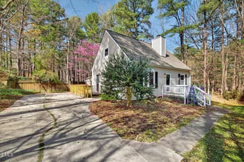 9 Drakesway Ct, Durham, NC 27713