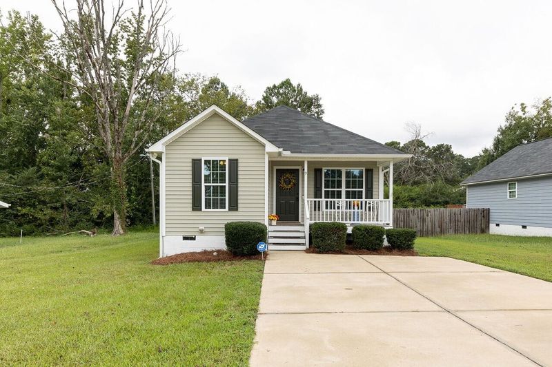9 East St, Wendell, NC 27591