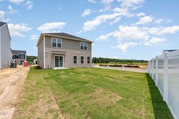 9 Emily Gardens Dr, Selma, NC 27576
