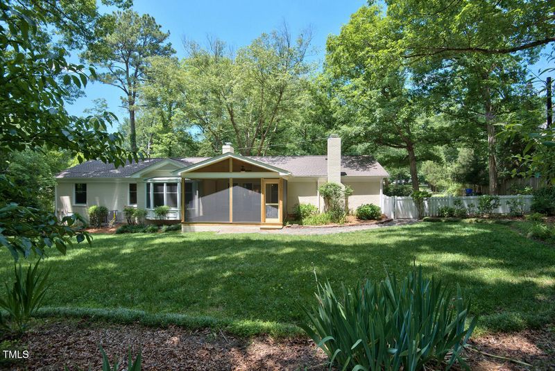 9 Kimberly Dr, Durham, NC 27707