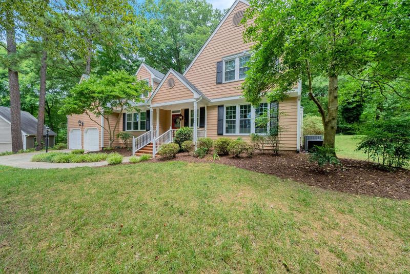 9 Lanecrest Pl, Durham, NC 27705