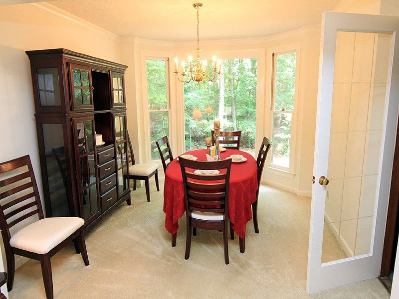 9 Leeward Ct S, Durham, NC 27713