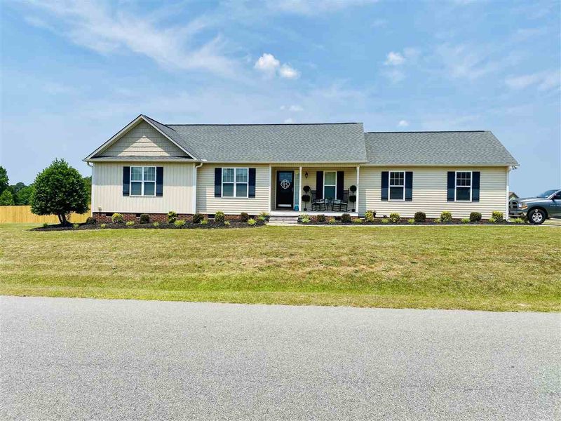 9 London Ln, Angier, NC 27501