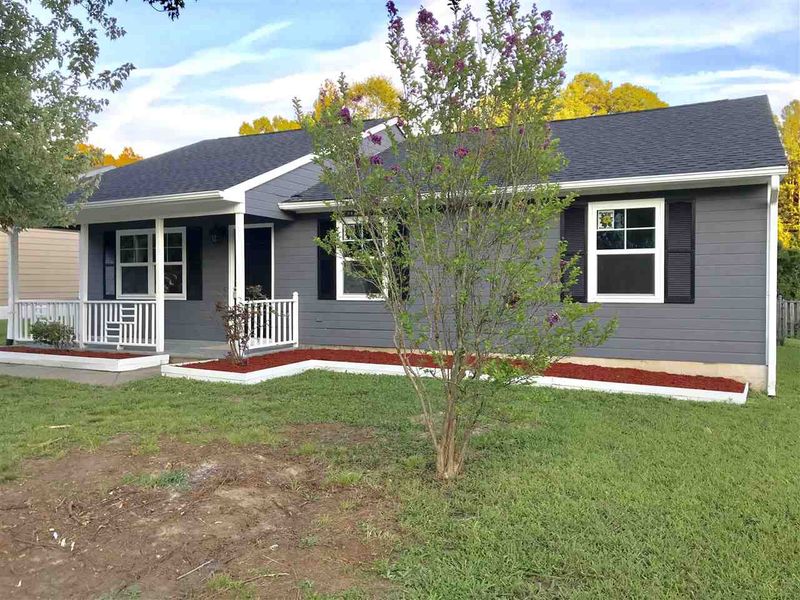 9 Lucas Dr, Durham, NC 27713